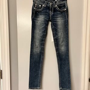 listing-status-banner